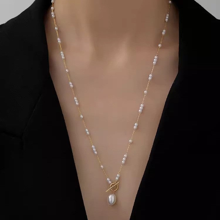 Pearl T-Clasp Pendant Necklace