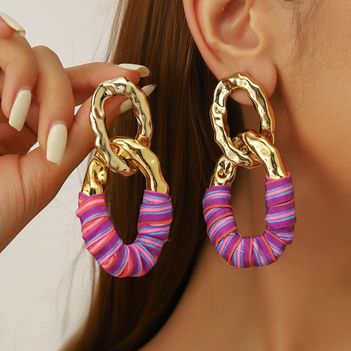 Pleated Oval Link Earrings