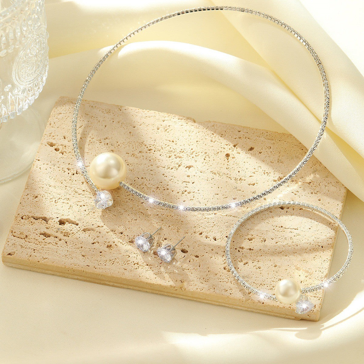 Pearl & Crystal Jewelry Set