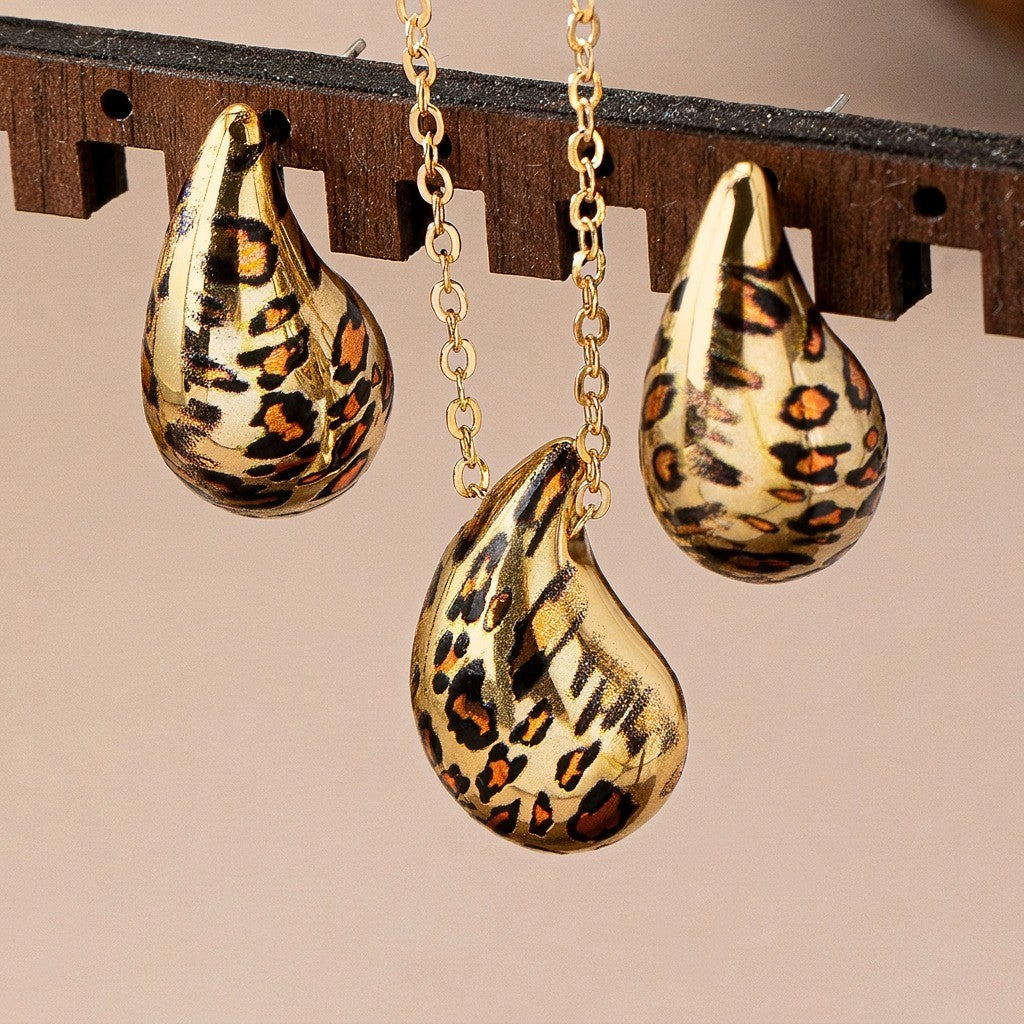 Classic Leopard Print Teardrop Jewelry Set