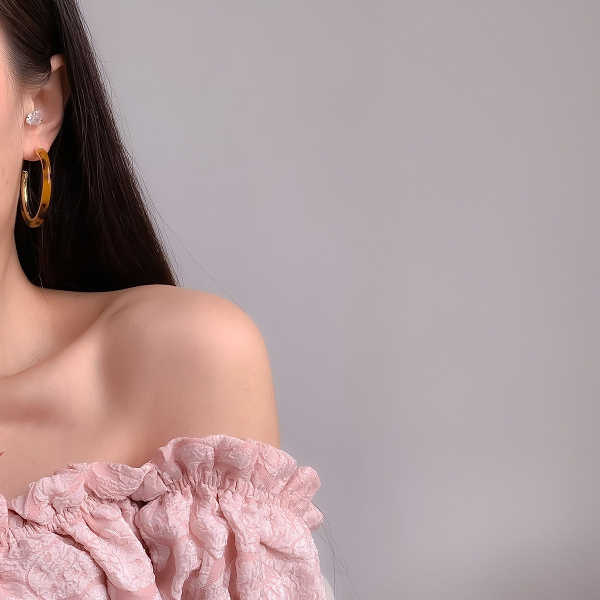 Tortoise Gold Trim Hoop Earrings