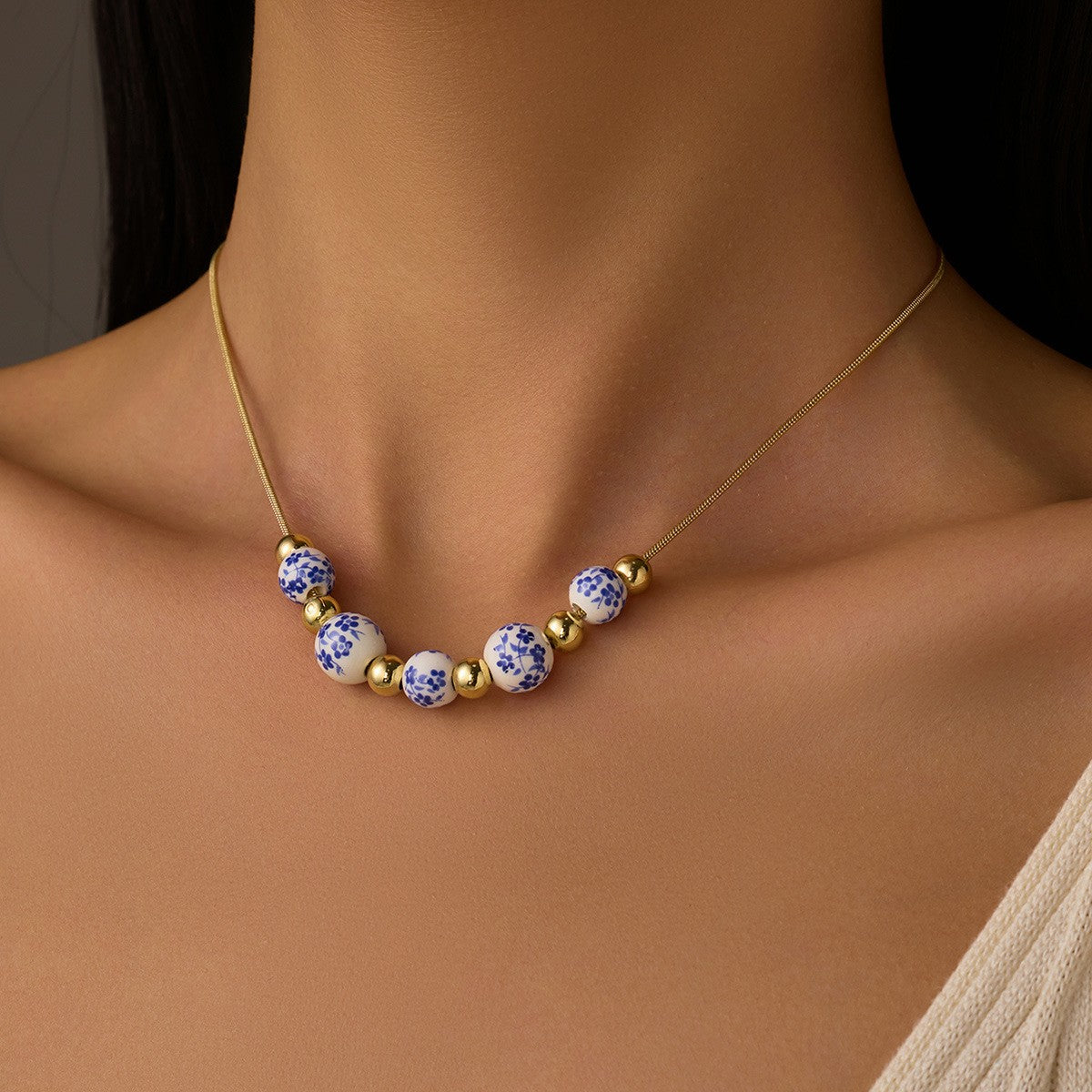 Blue Floral Bead Chain Necklace