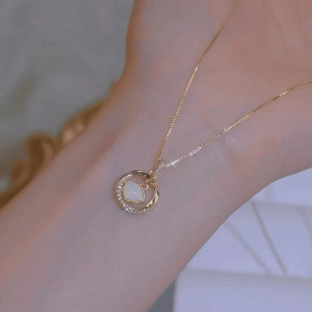 White Shell Circle Pendant Necklace