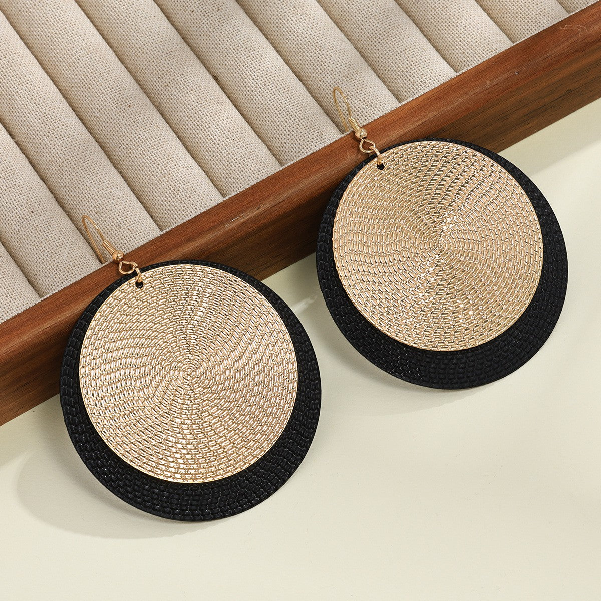 Woven Disc Necklace & Earring Set