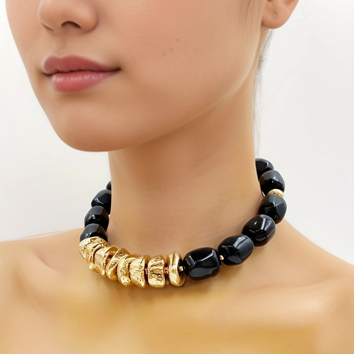 Marbled Bead & Gold Accent Necklace