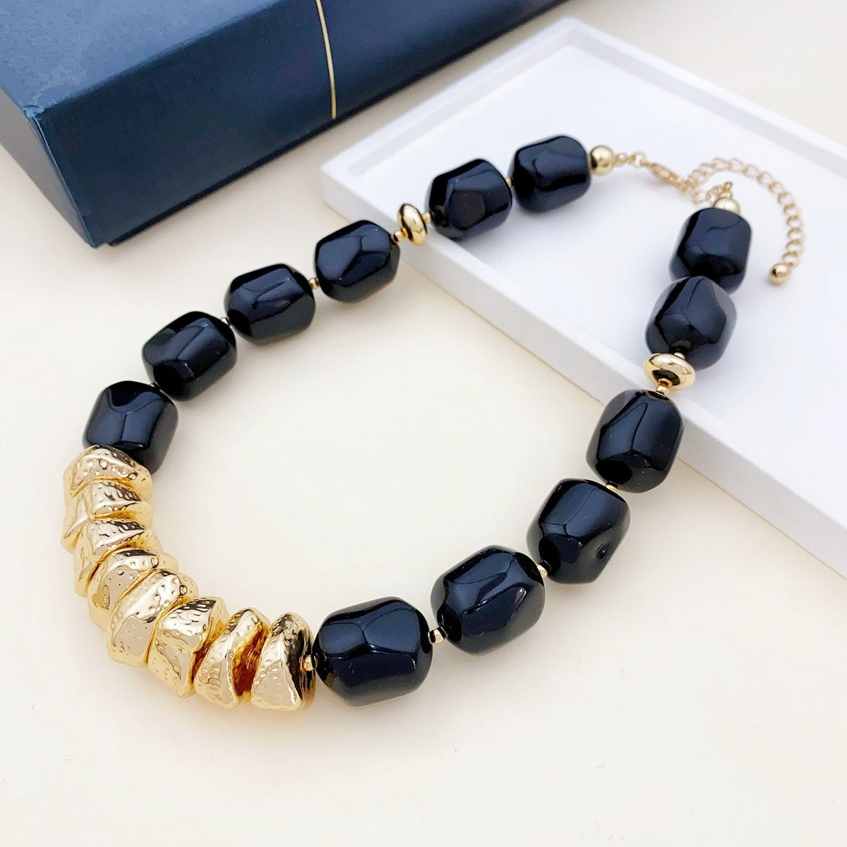 Marbled Bead & Gold Accent Necklace