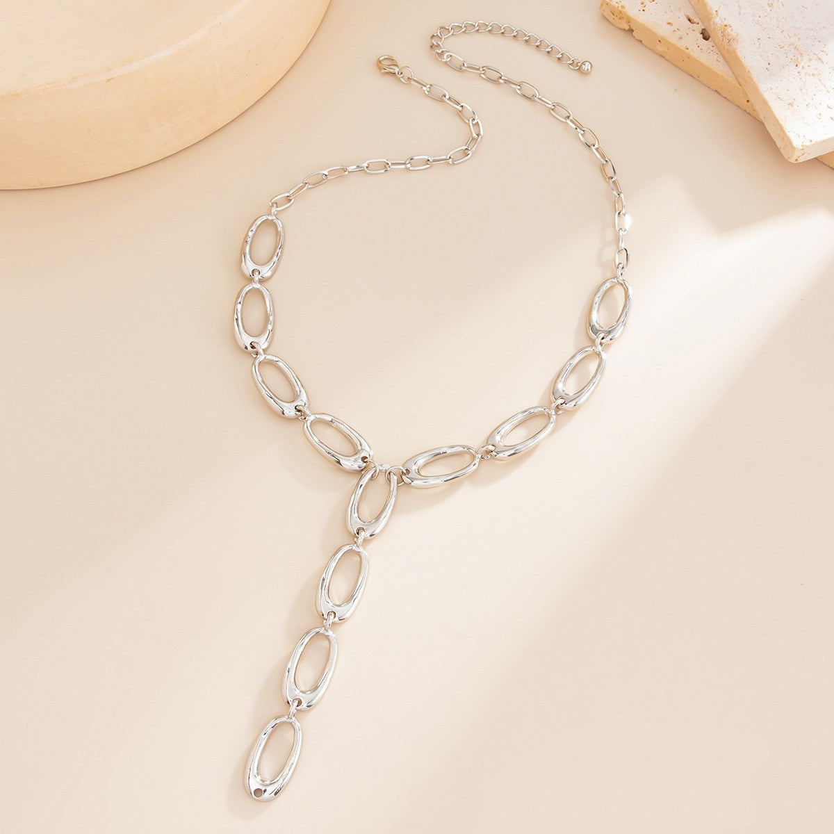 Oval Link Lariat Necklace