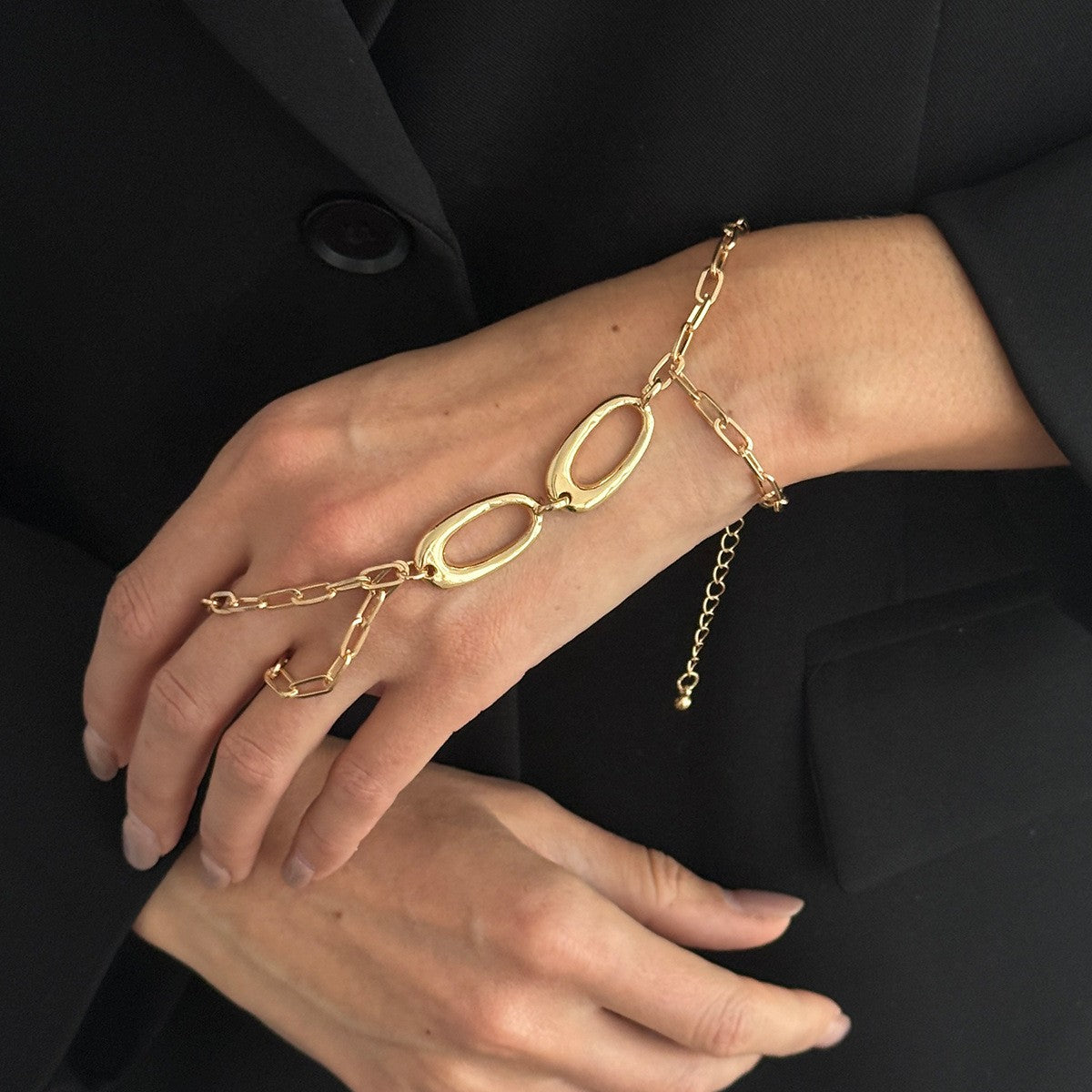 Oval Link Lariat Necklace