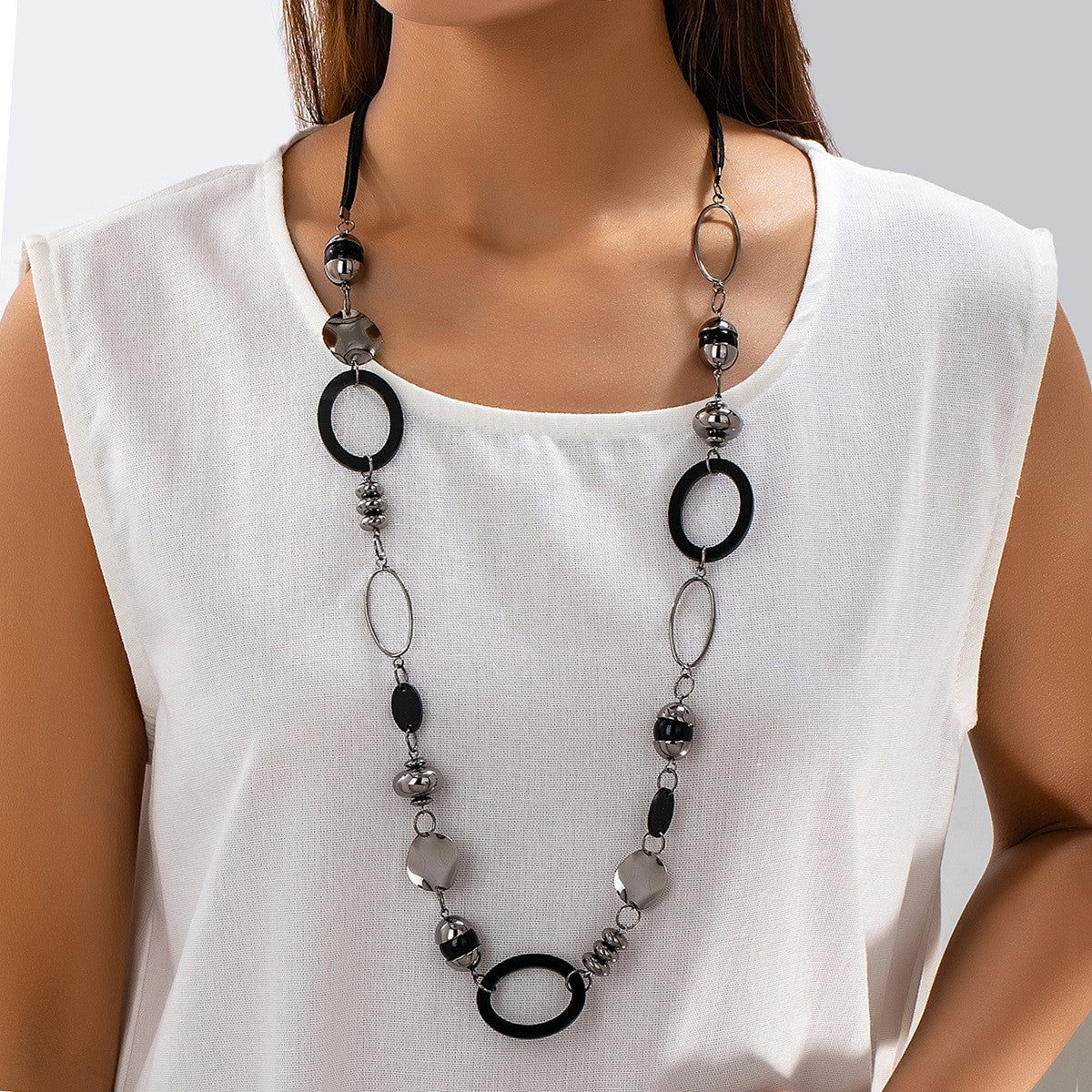 Black Oval & Silver Link Necklace