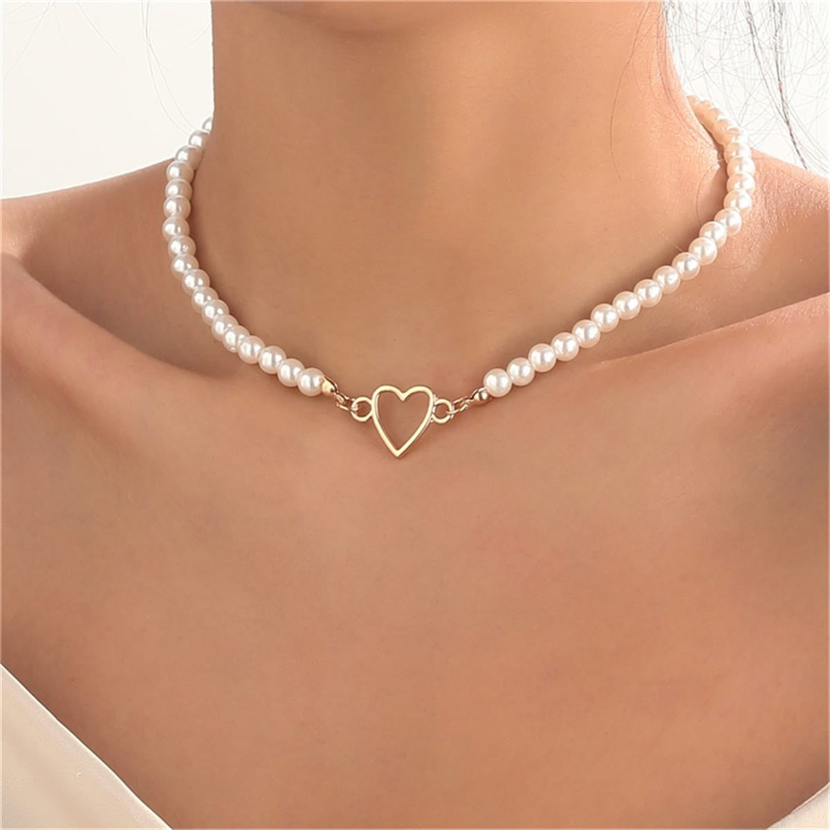 Pearl Beaded Open Heart Necklace