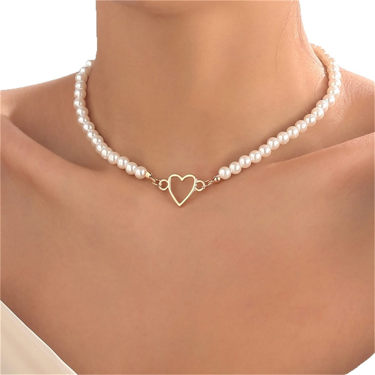 Pearl Beaded Open Heart Necklace