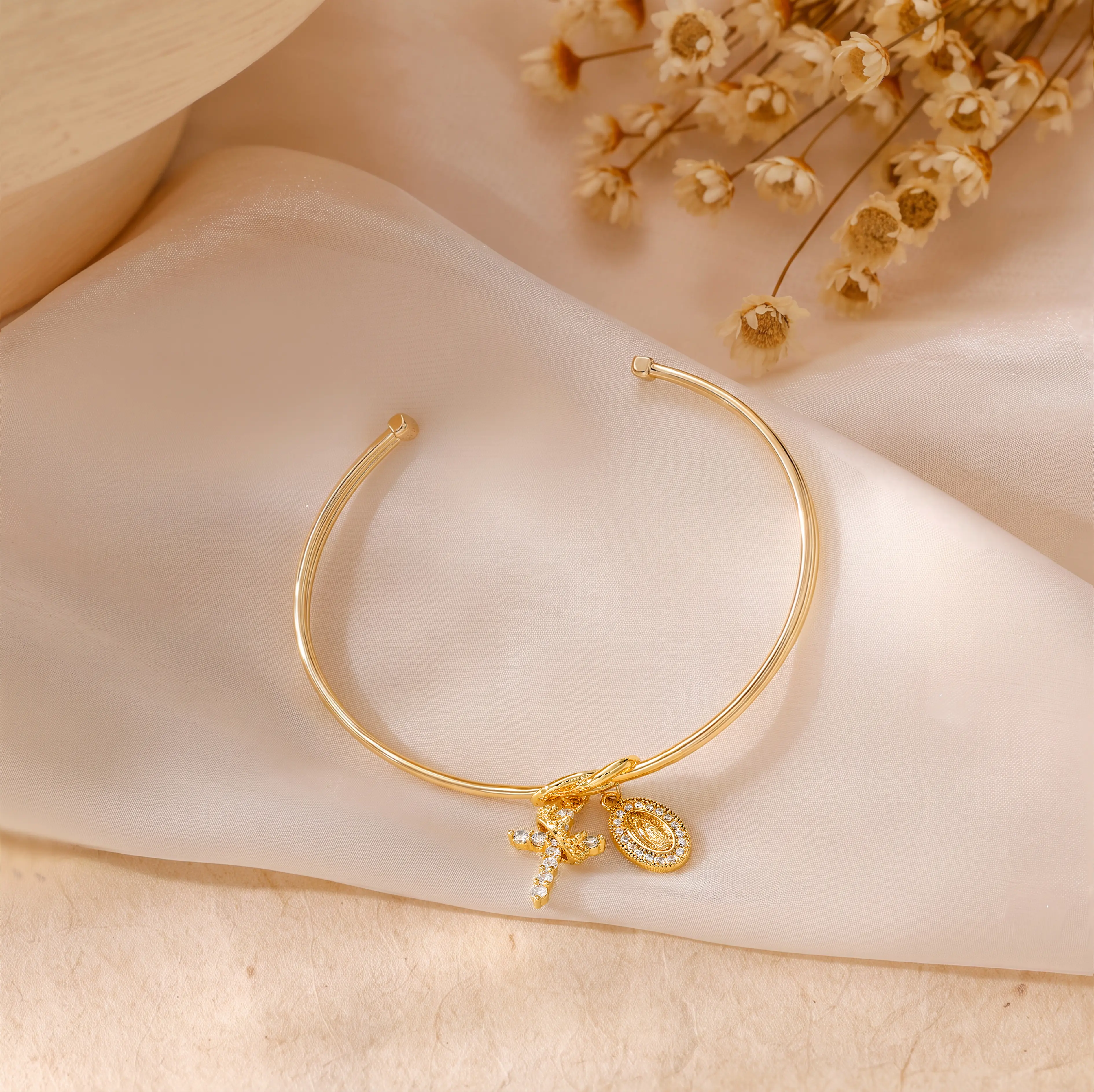Cross Crown Knot Bracelet