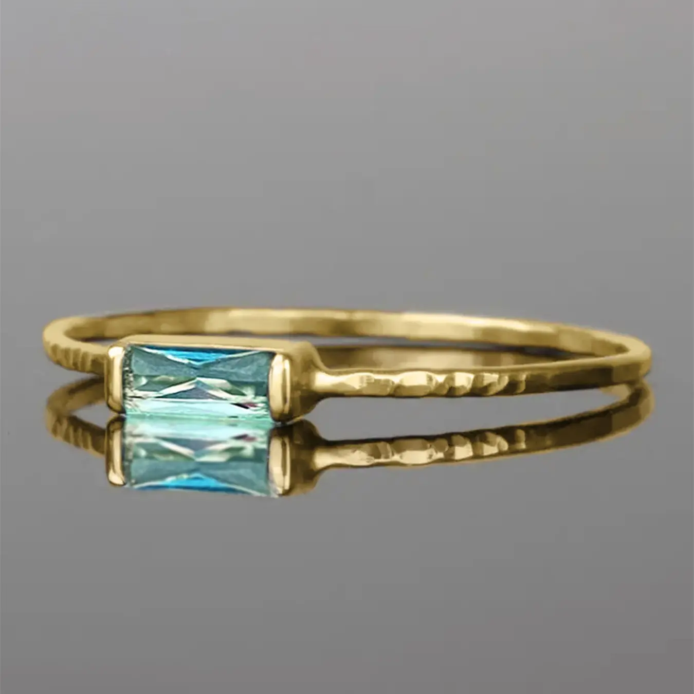 Mini Rectangle Band Ring