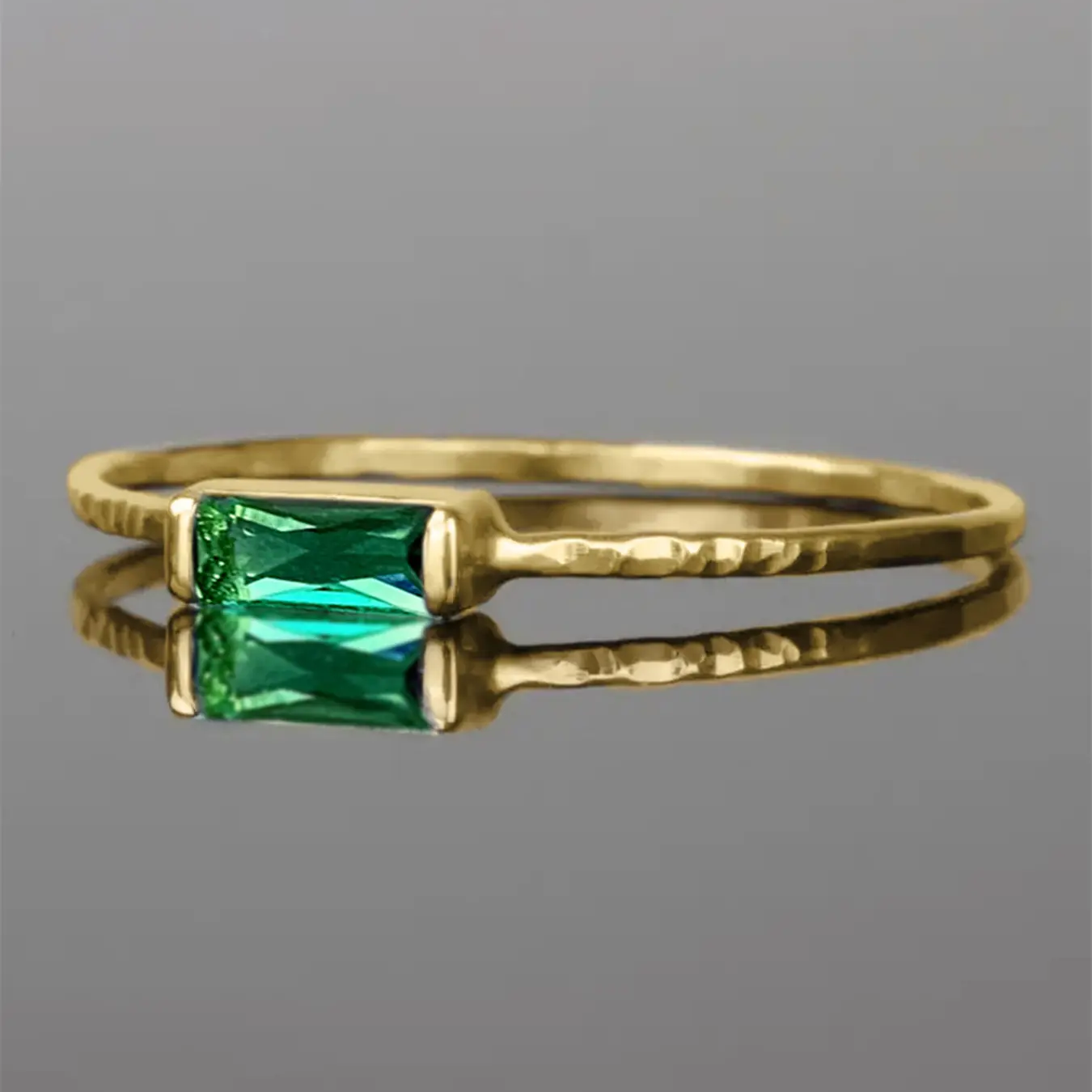 Mini Rectangle Band Ring