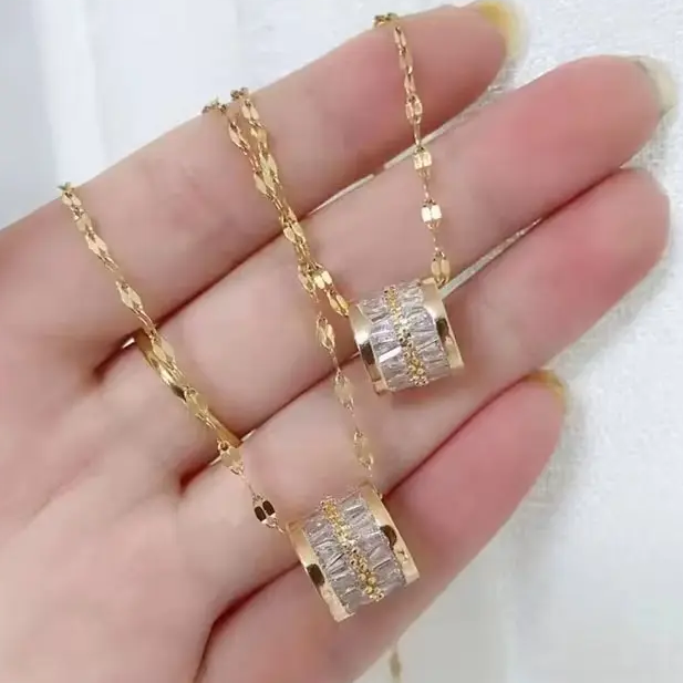 Rhinestone Embellishment Necklace