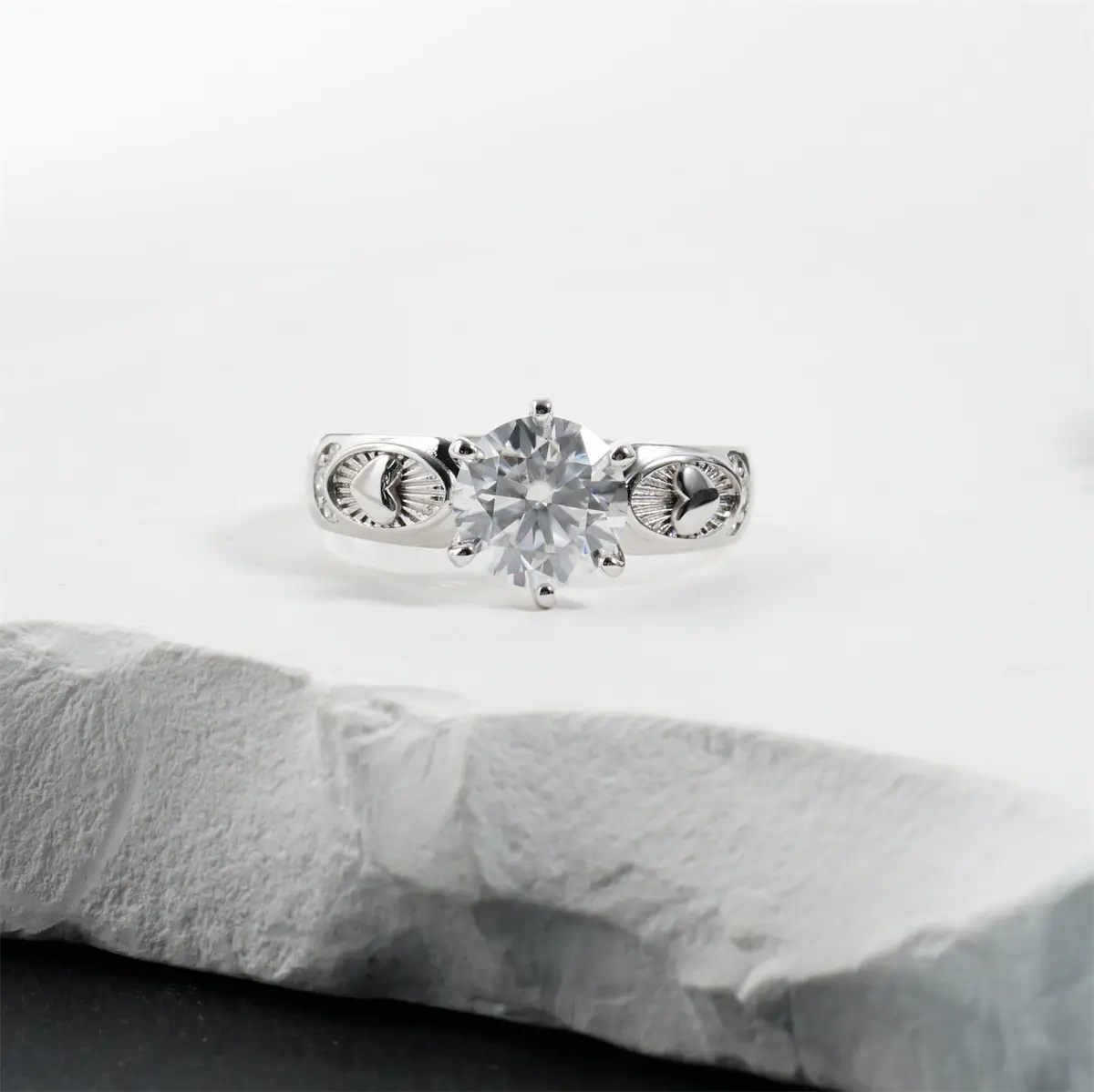 Halo Heart Ring