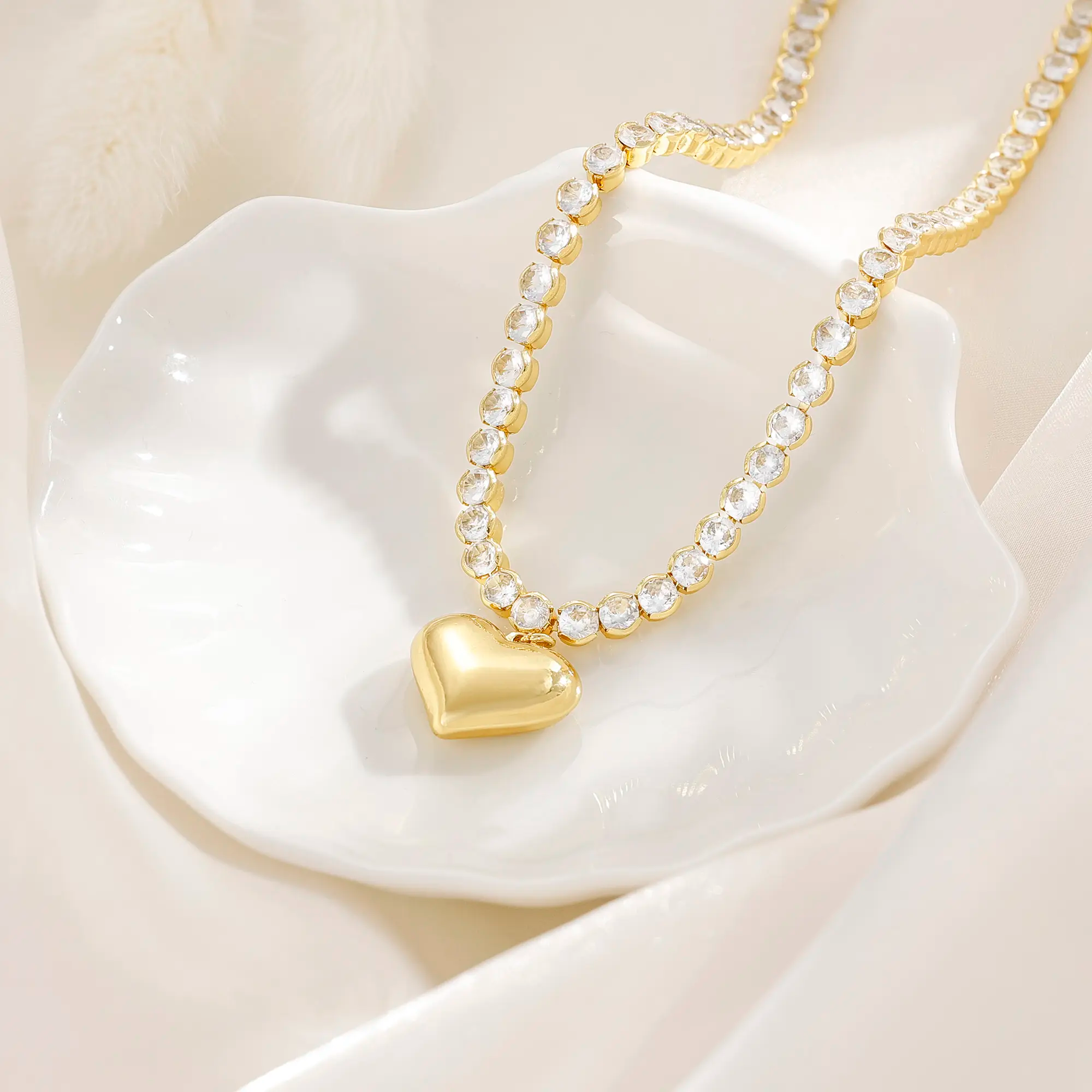 Chubby Heart Diamond Chain Necklace