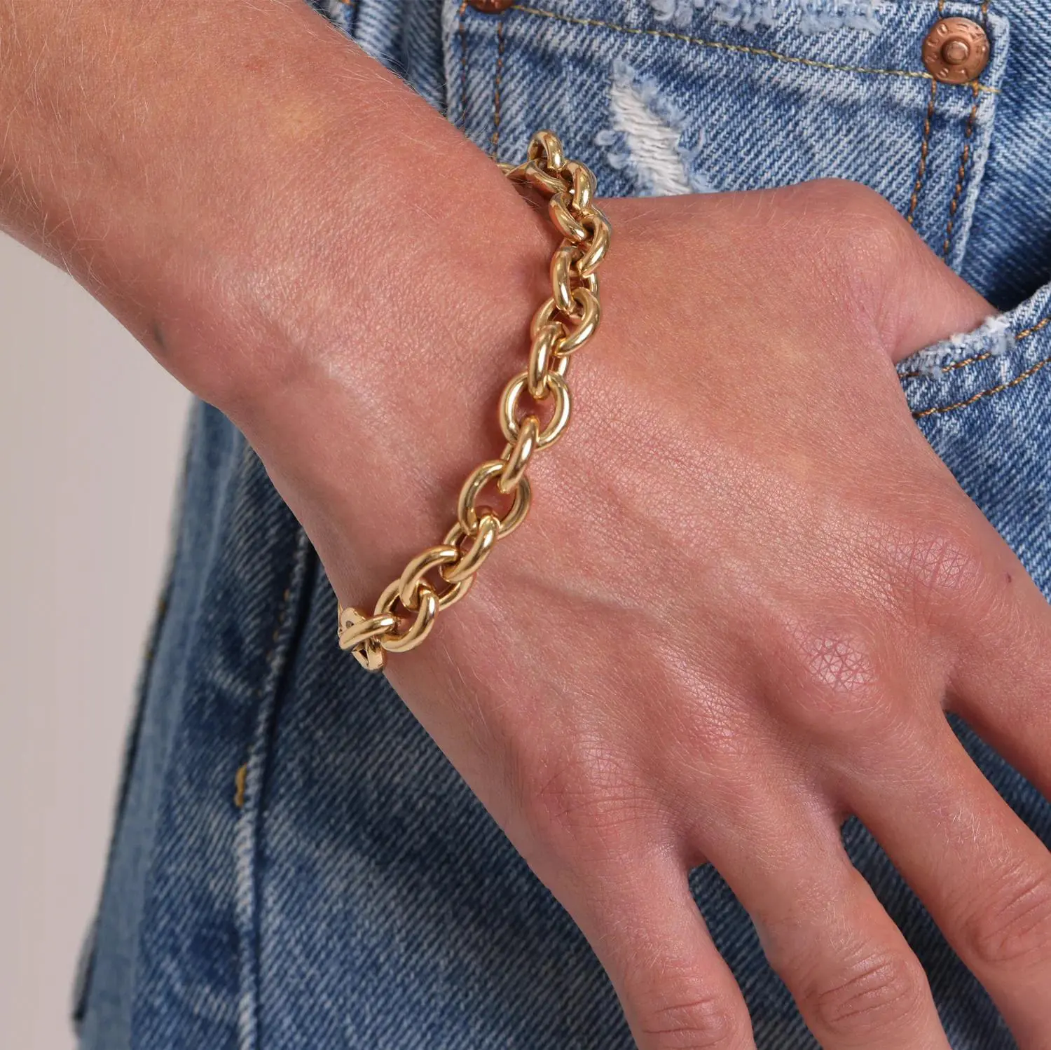 Minimal O Link Bracelet